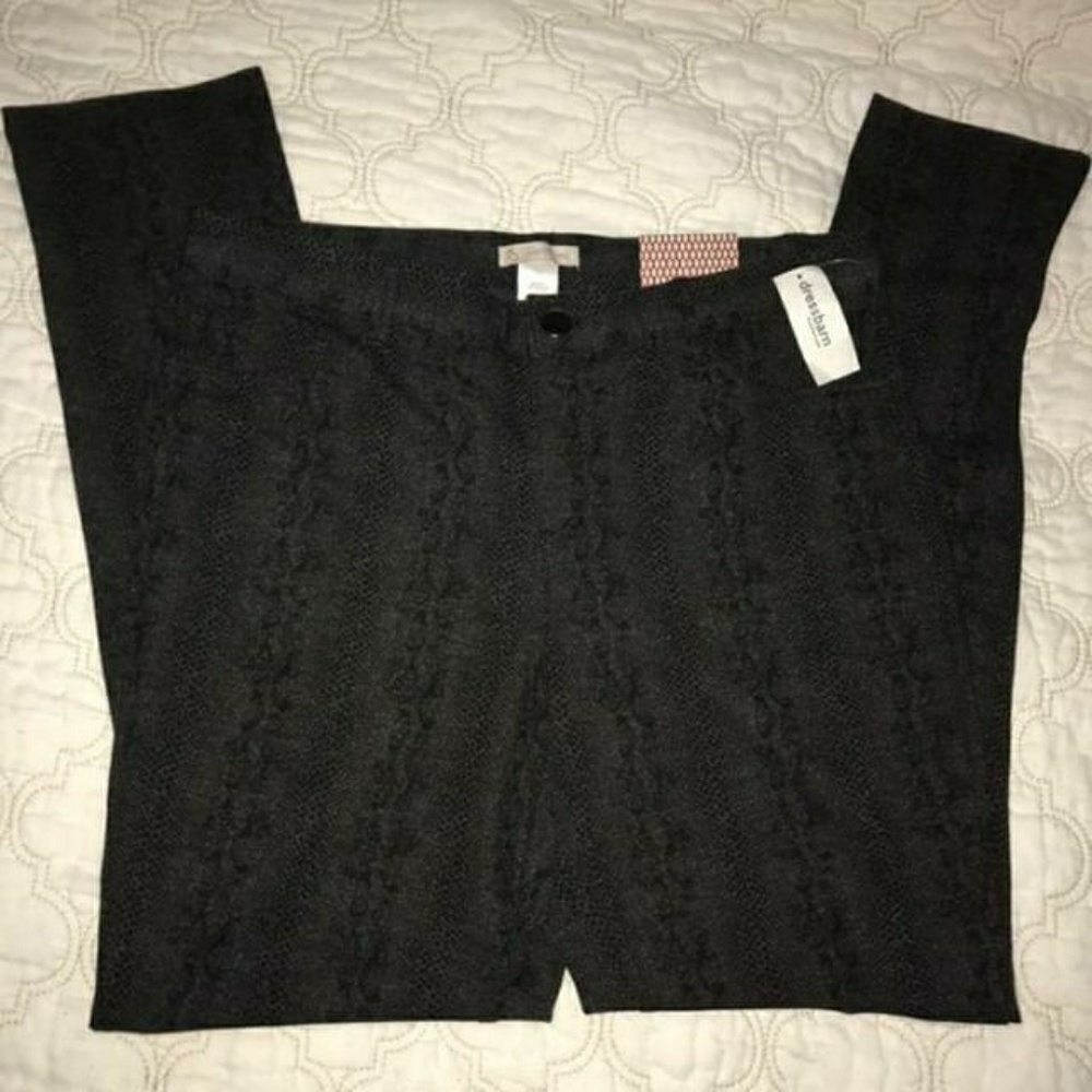 Snake skin print leggings